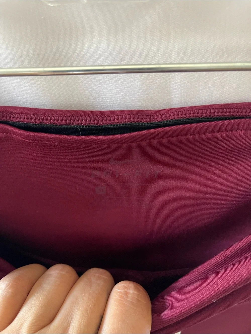 NIKE Girls' Burgundy Active Leggings